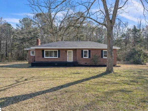 7605 N 178th Hwy, Donalds, SC 29638