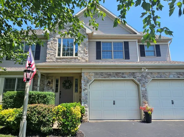 15 Limestone Ct, Lititz, PA 17543