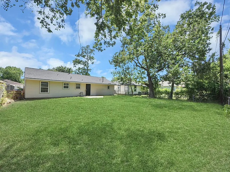 5003 Enyart St — Photo 40