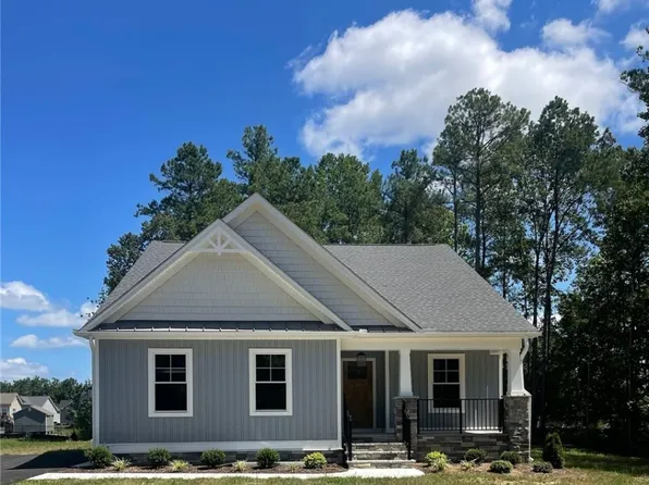 2226 Kennington Pkwy N, Aylett, VA 23009