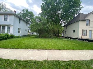 811 Diamond Ave, South Bend, IN 46628