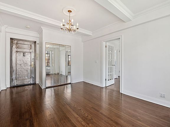 2nd image of 25 Tudor City Pl APT 1605