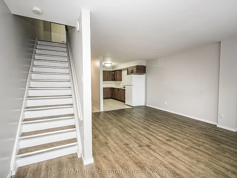 4227 Dundas St W #1 — Photo 8