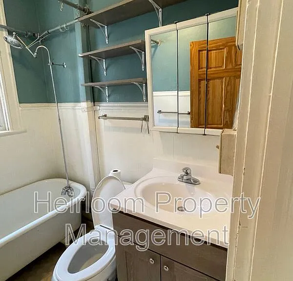 2617 W 3rd St #2 — Photo 16