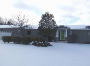 7443 Lakeside Rd, Ontario, NY 14519