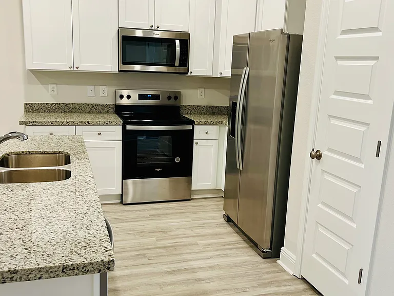 8634 Meadow Flower Ln — Photo 9