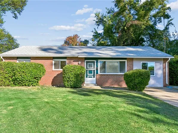 709 Houston Ave, Hampton, VA 23669