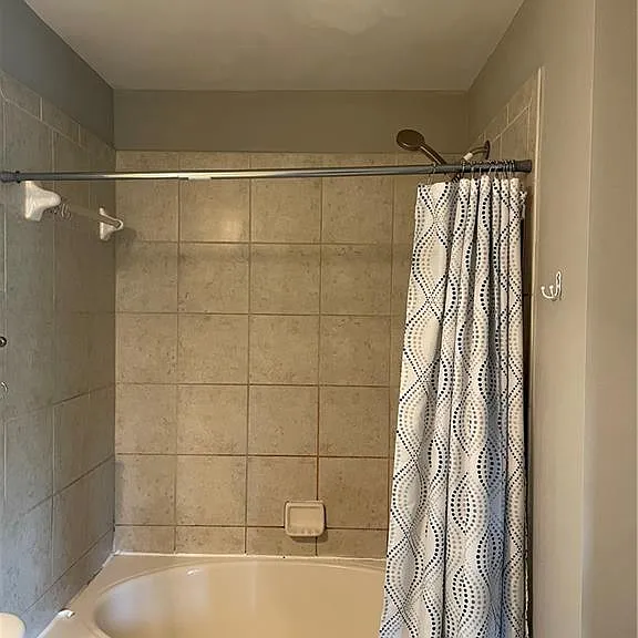 980 Prestwyck Ct — Photo 14