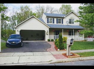 6081 Long Pond Dr, Birdsboro, PA