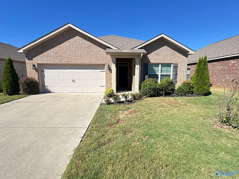 318 Ivyleaf Dr