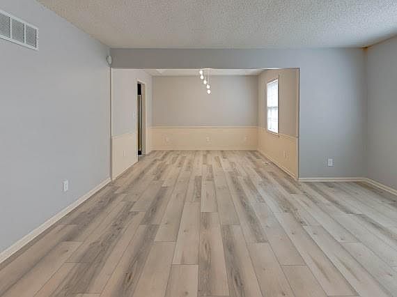 5th image of 1511 NE 99th St