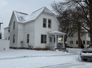 1506 Mary St #1, Marinette, WI 54143