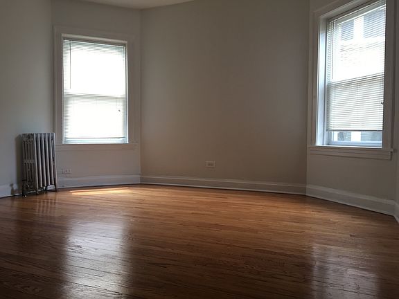 4th image of 2219 W Rosemont Ave APT 1