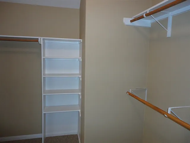 4118 Hidden View Ct — Photo 14