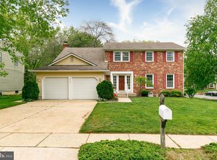313 Candlewood Ln, Mount Laurel, NJ 08054