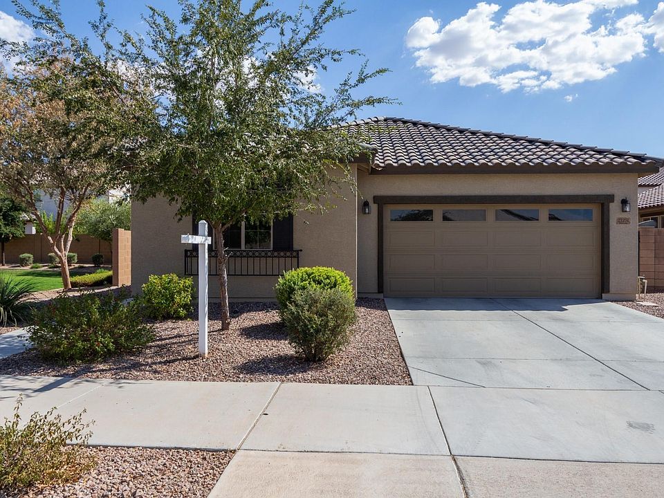 1st image of 21251 E Creekside Dr