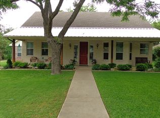 8903 Halfway Hill Ct, Granbury, TX 76049