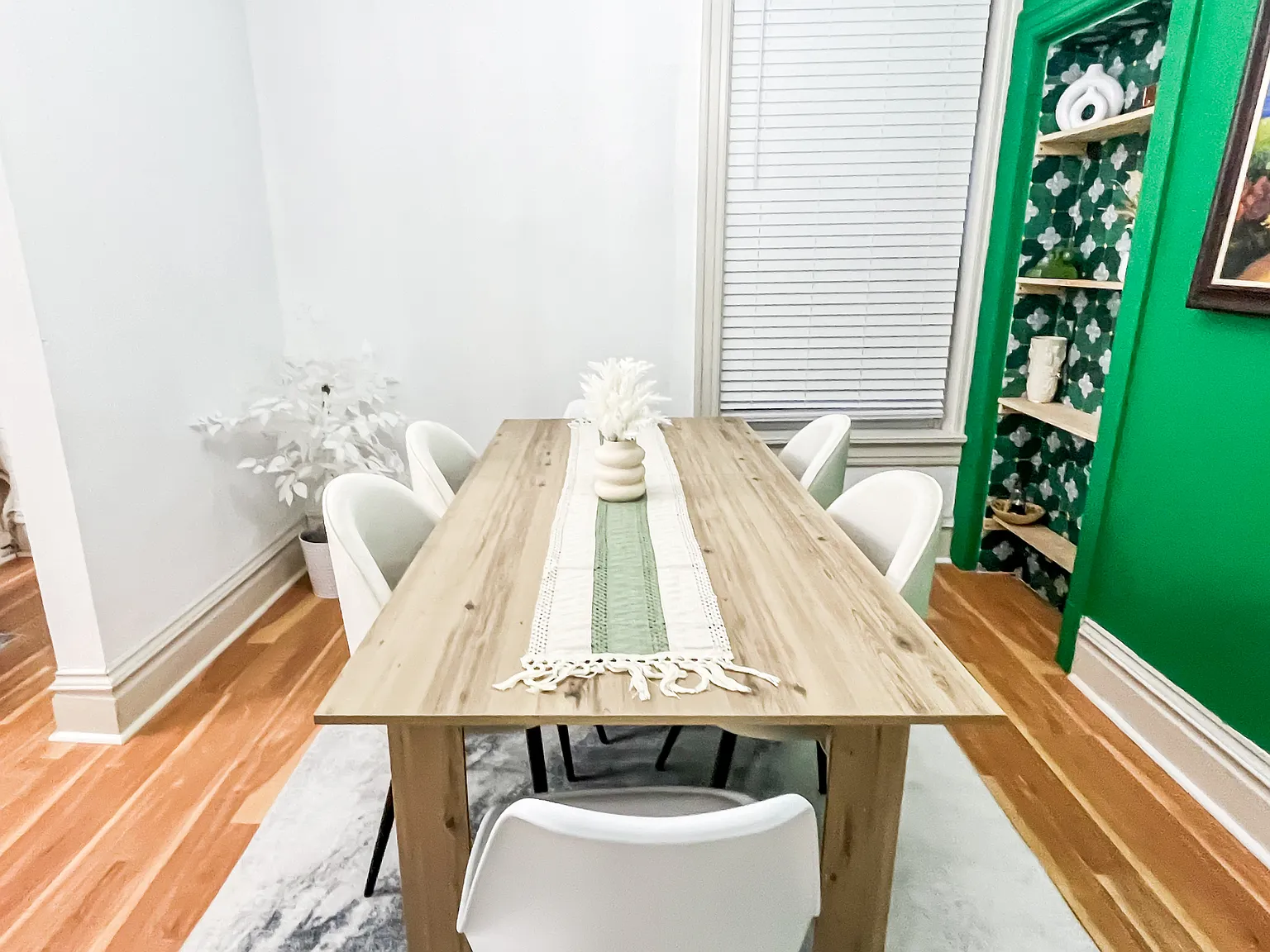 3 bed, 1440 sqft, $2,000 — Photo 2