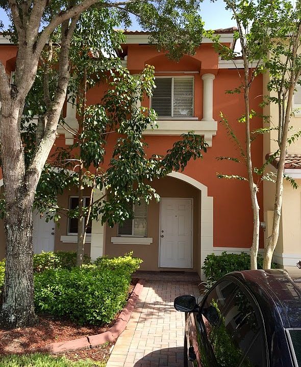 1st image of 11314 NW 33rd St