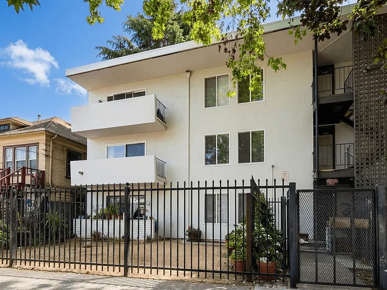 Sausal Haus — Photo 1