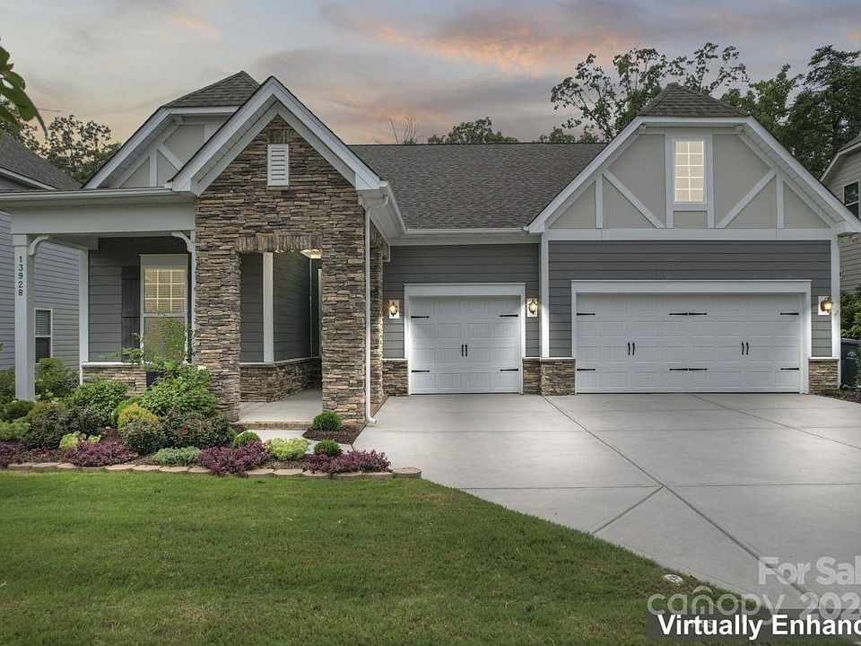 1st image of 13928 Heron Crest Trce