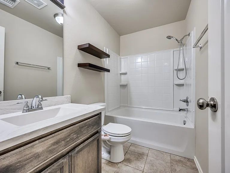 18609 Cola Dr — Photo 8