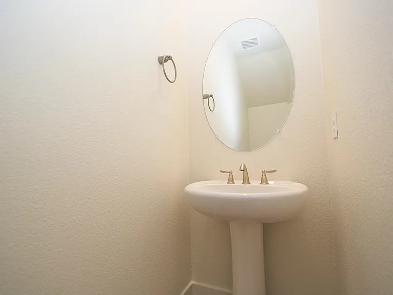 1636 Prancer St — Photo 22