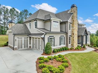 5684 Brendlynn Dr, Suwanee, GA