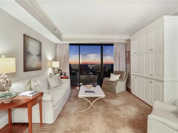 2660 Peachtree Rd NW APT 30B, Atlanta, GA 30305