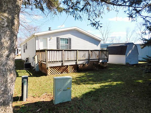 Large wood deck on perimeter