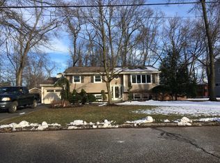 28 Hayward St, Bound Brook, NJ 08805