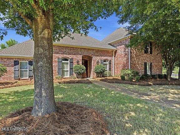 5th image of 205 Helena Ln