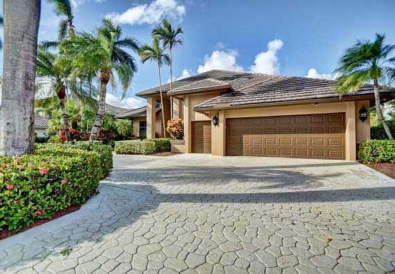 Home For Sale In St Andrews Country Club