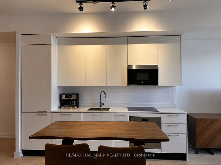 200 Sudbury St #810 — Photo 10