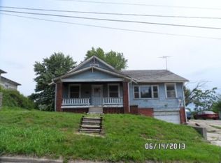 414 W 22nd St, Higginsville, MO 64037