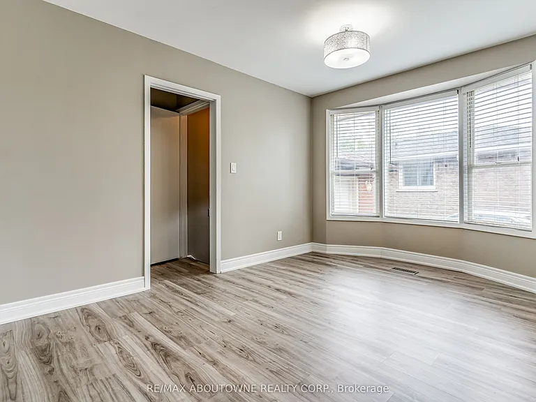 19 Friars Ct — Photo 12