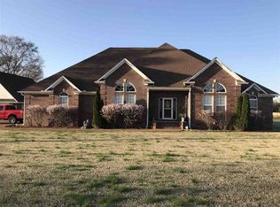 970 Dodd Dr, Savannah, TN 38372