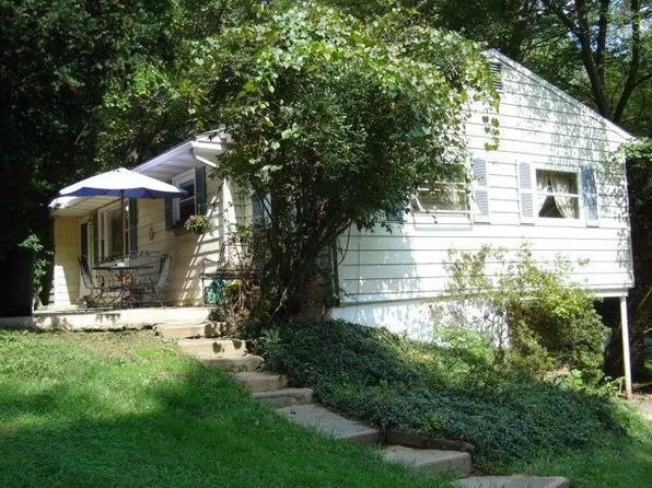 156 Valley View Dr, Exton, PA 19341