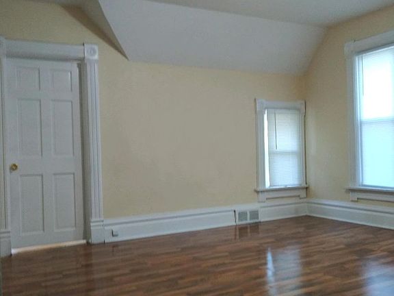 4th image of 1357-59 5th Ave #605