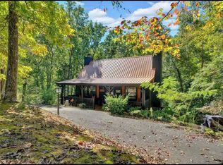 1712 Lake View Cir, Sevierville, TN 37876