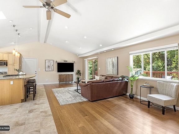 5th image of 25477 Palomares Rd