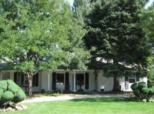 3460 S Columbine Cir, Englewood, CO 80113