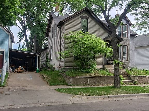 3rd image of 225 Morton St E
