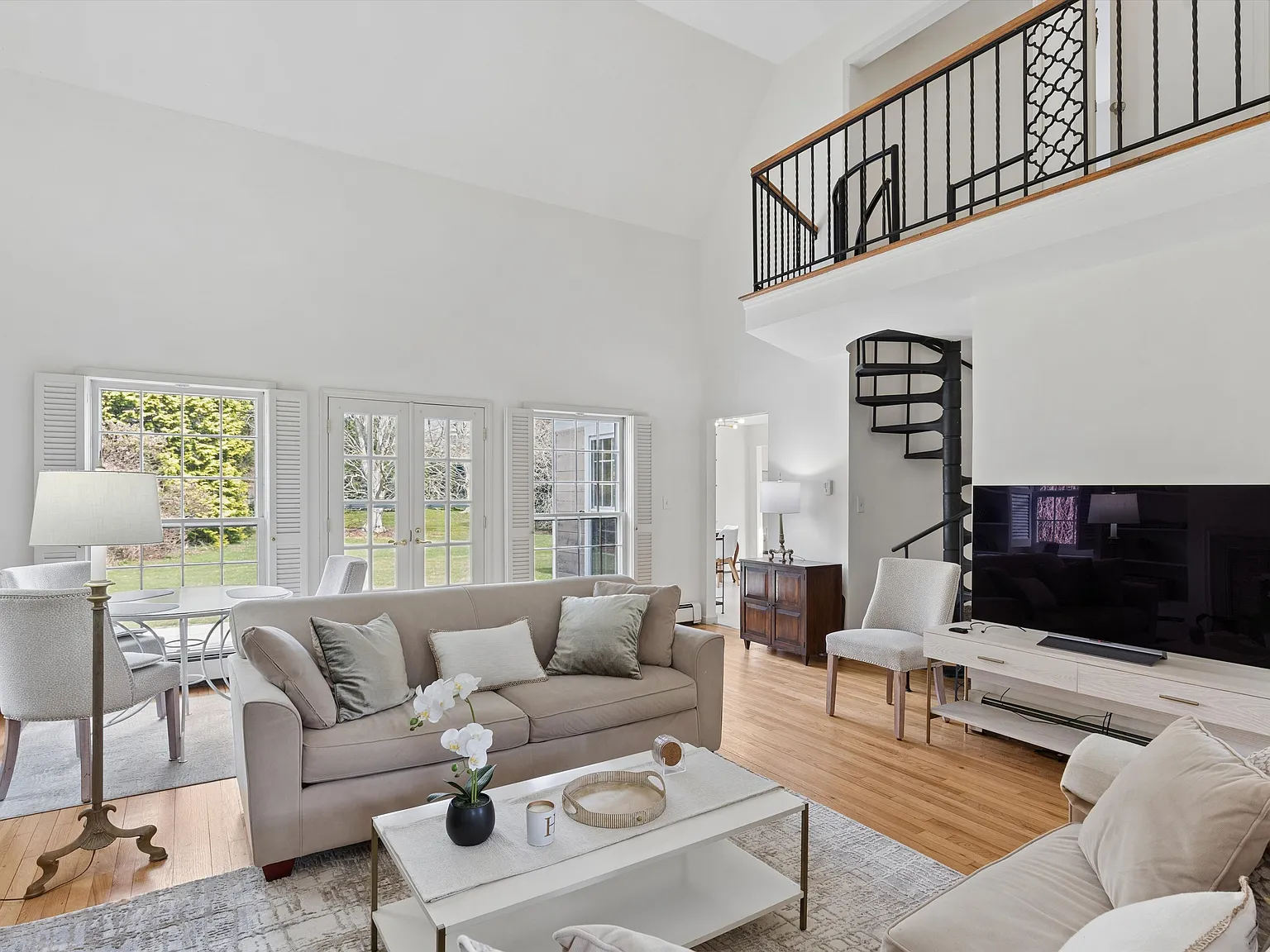 South of the Highway Value in this Georgica Gem! — Photo 2