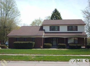 7450 Chichester Rd, Canton, MI 48187