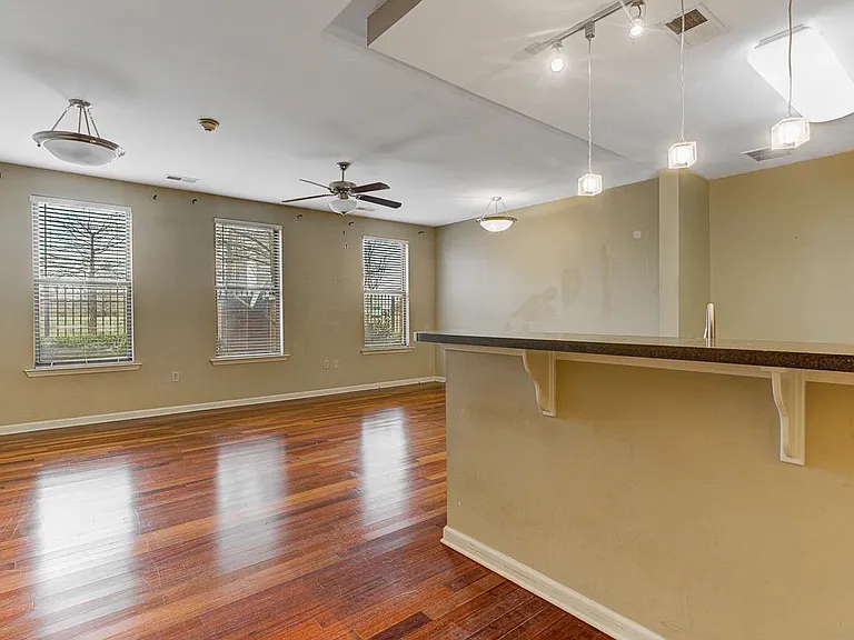731 Litty Ct #105 — Photo 6
