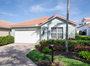 5911 Livermore Ln, Naples, FL 34119