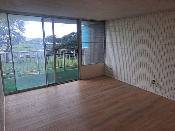 3rd image of 85-003 Pokai Bay St APT 402