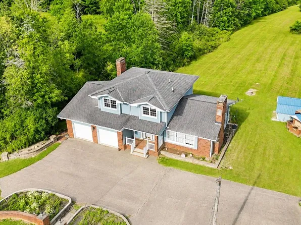 13075 Taylor Wells Rd, Chardon, OH 44024