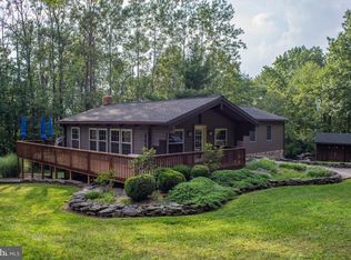 320 Mountz Rd, Morgantown, PA 19543